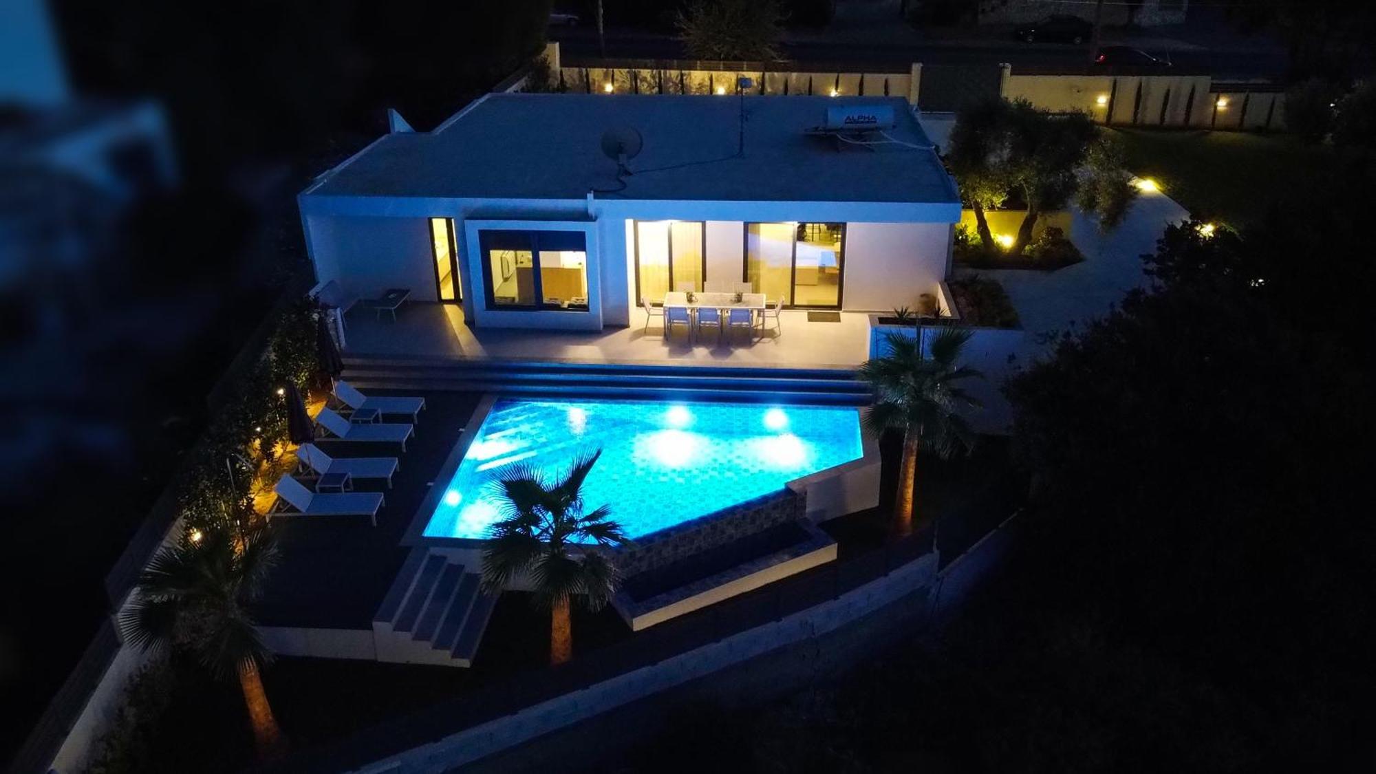 חאניה Kyamon Estate Luxury Villa מראה חיצוני תמונה