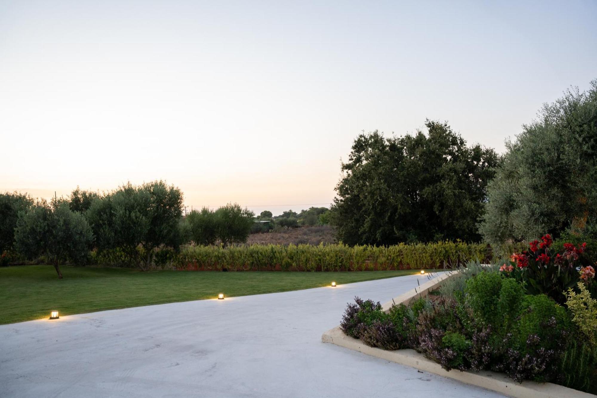 חאניה Kyamon Estate Luxury Villa מראה חיצוני תמונה